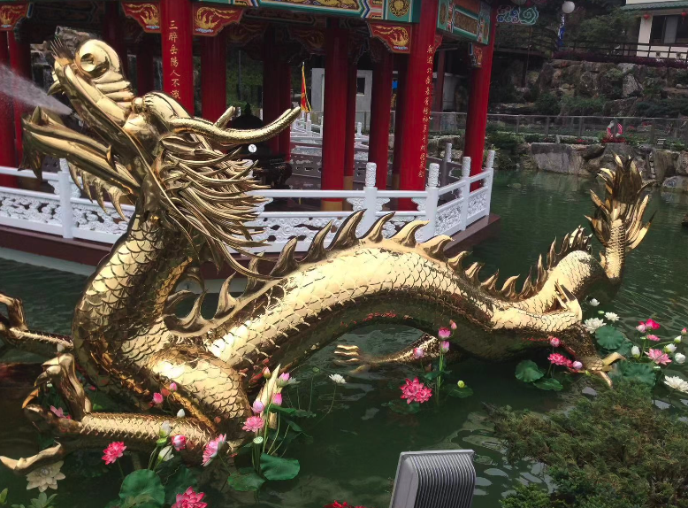 金龙雕塑